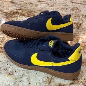 Nike Women’s Field General Sneakers